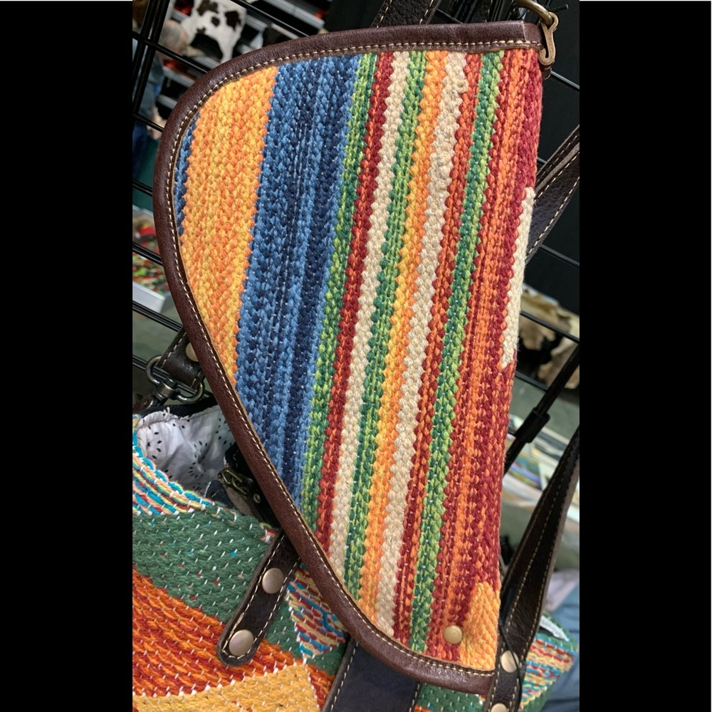 Myra Bag 11” Vibrance Gun Cover